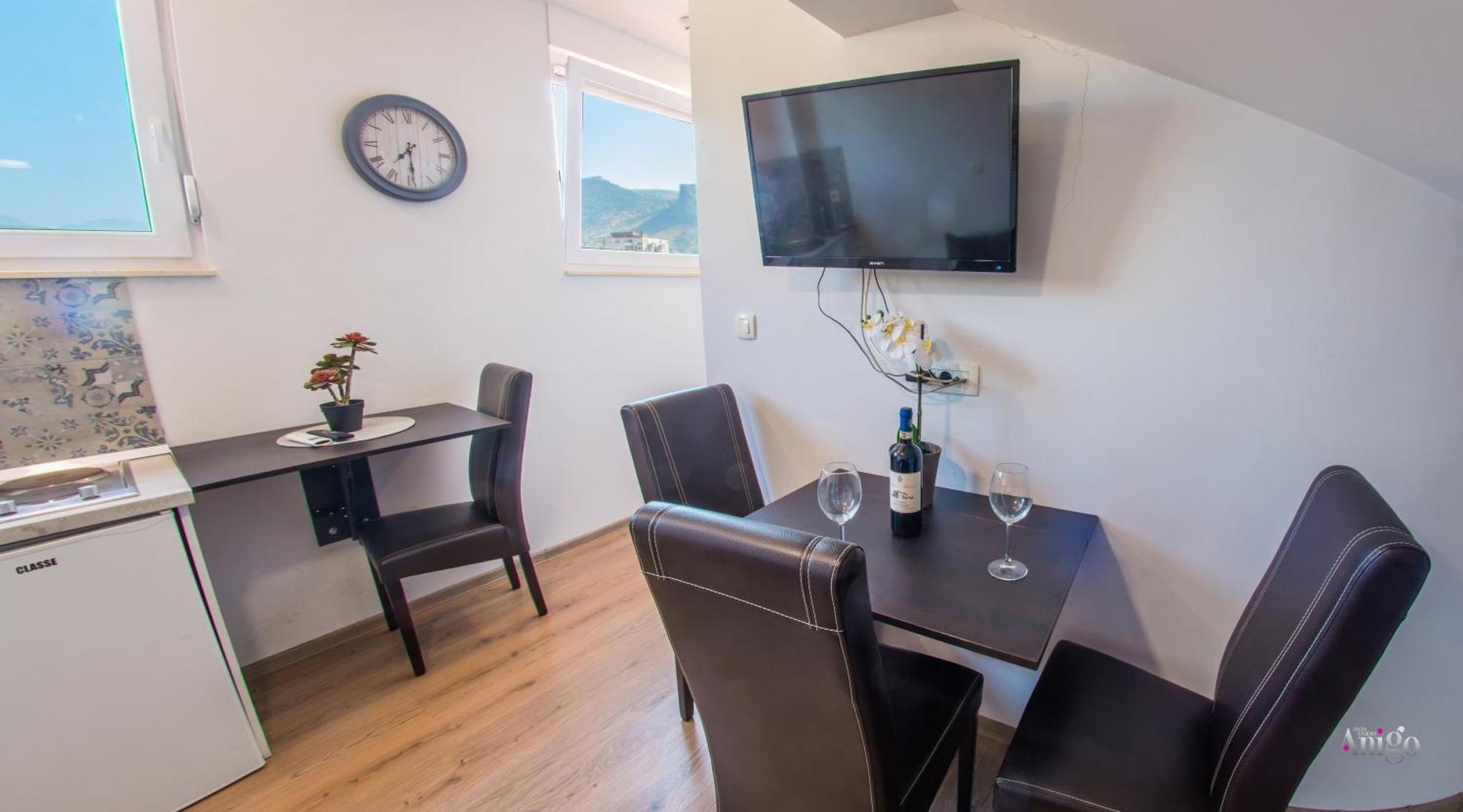 Apartments Enigma - With Private Parking Mostar Esterno foto