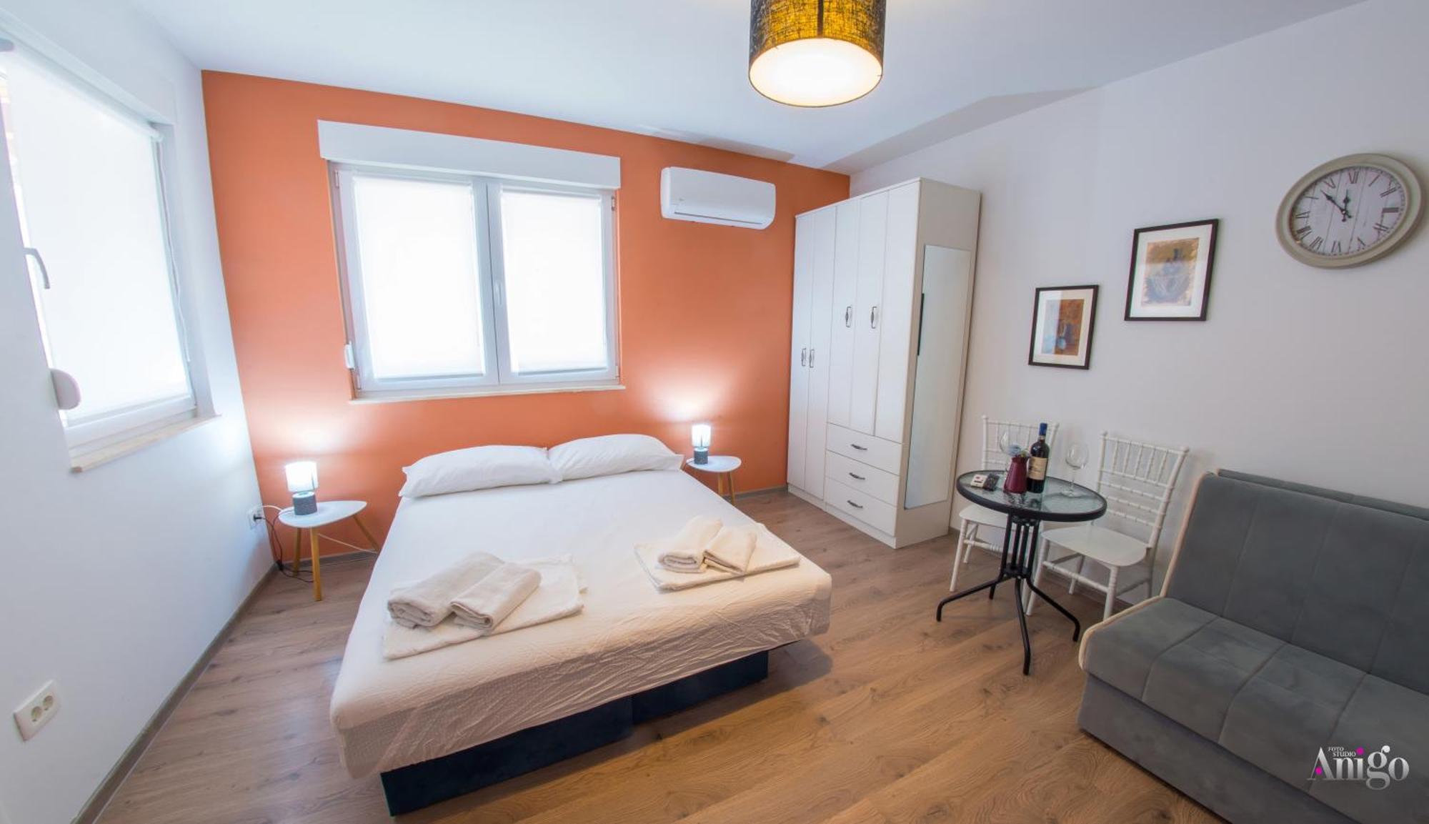 Apartments Enigma - With Private Parking Mostar Esterno foto