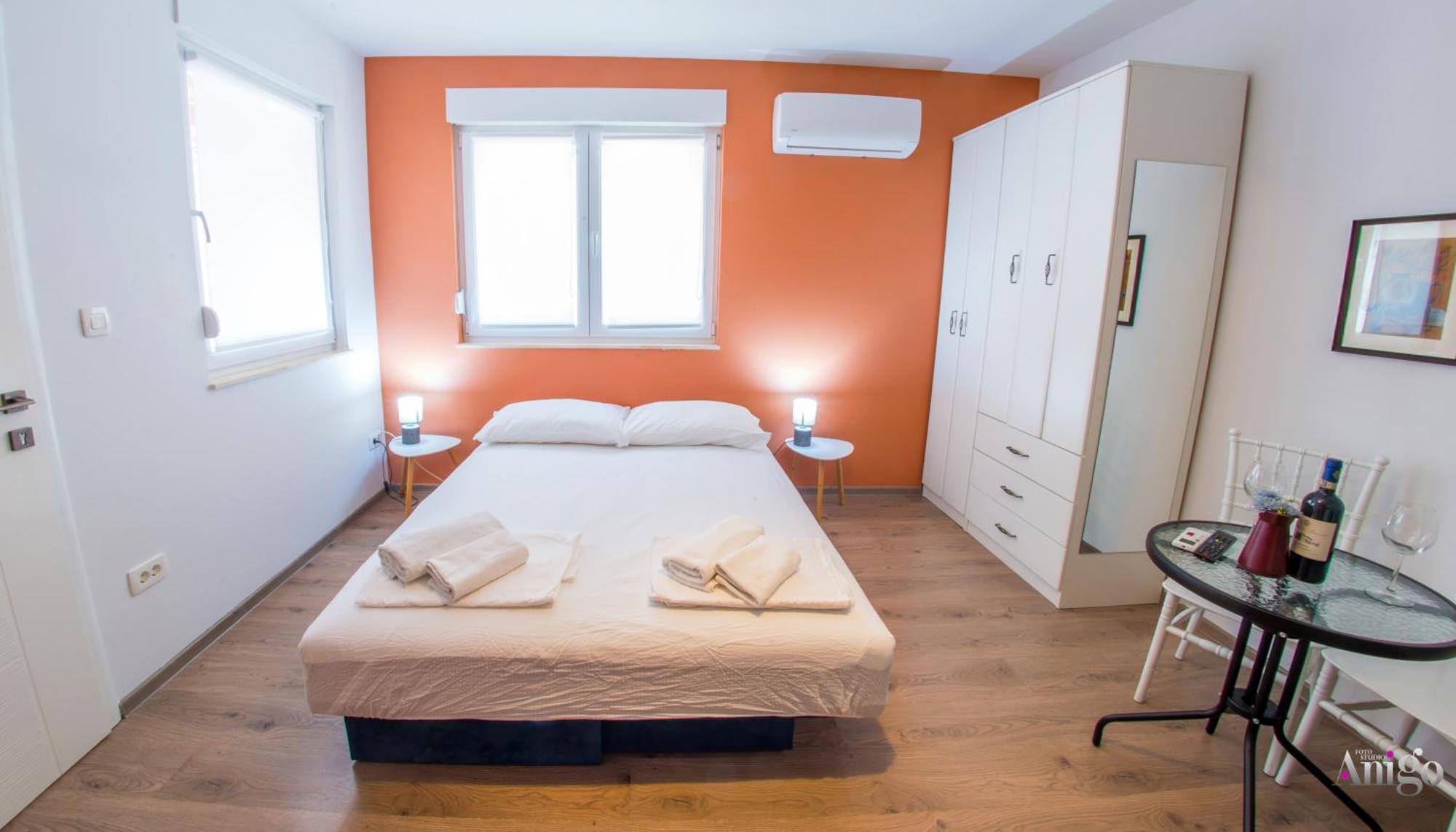 Apartments Enigma - With Private Parking Mostar Esterno foto