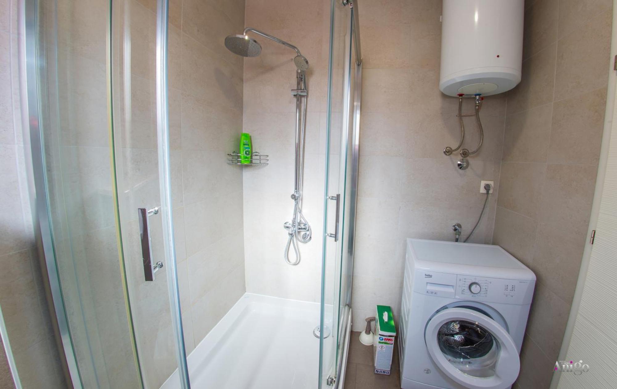 Apartments Enigma - With Private Parking Mostar Esterno foto
